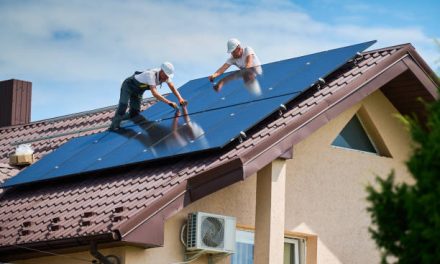 How Clean Solar Panels Increase Energy Production in Perth